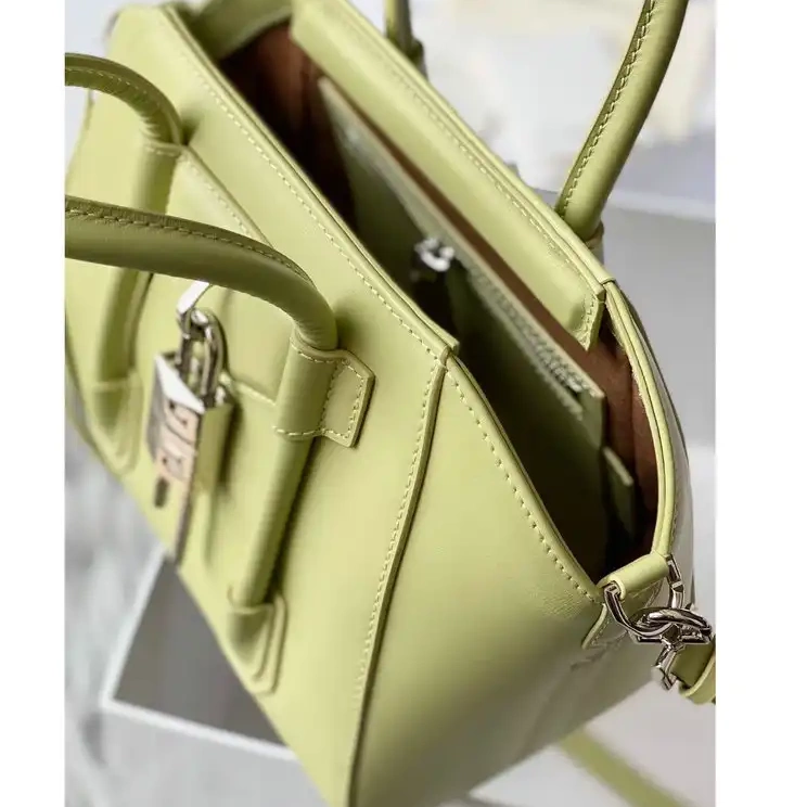 Bags Givenchy 2110SW0005 s 0522